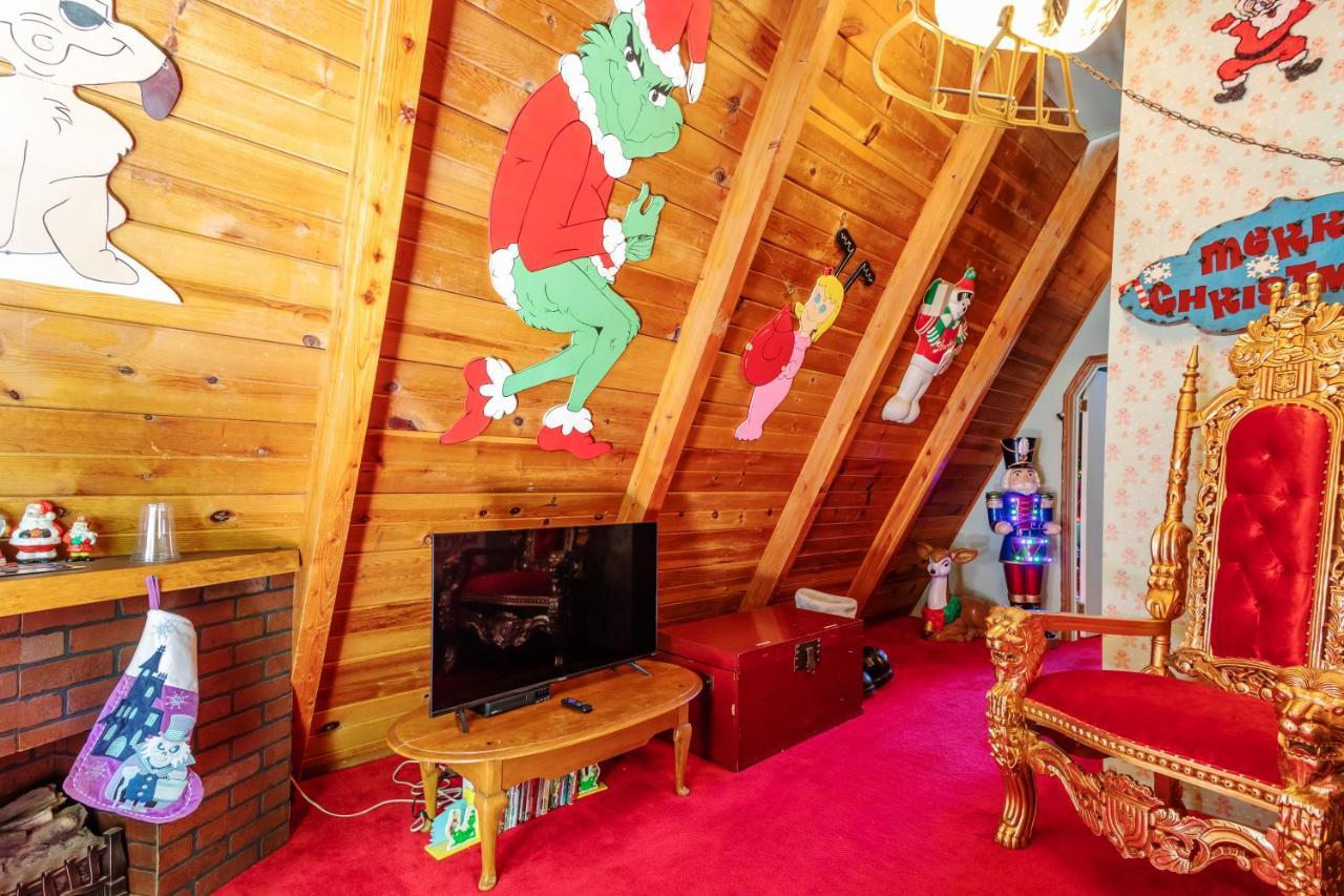 Hicksville Pines Chalets & Motel Айділлвайлд Екстер'єр фото